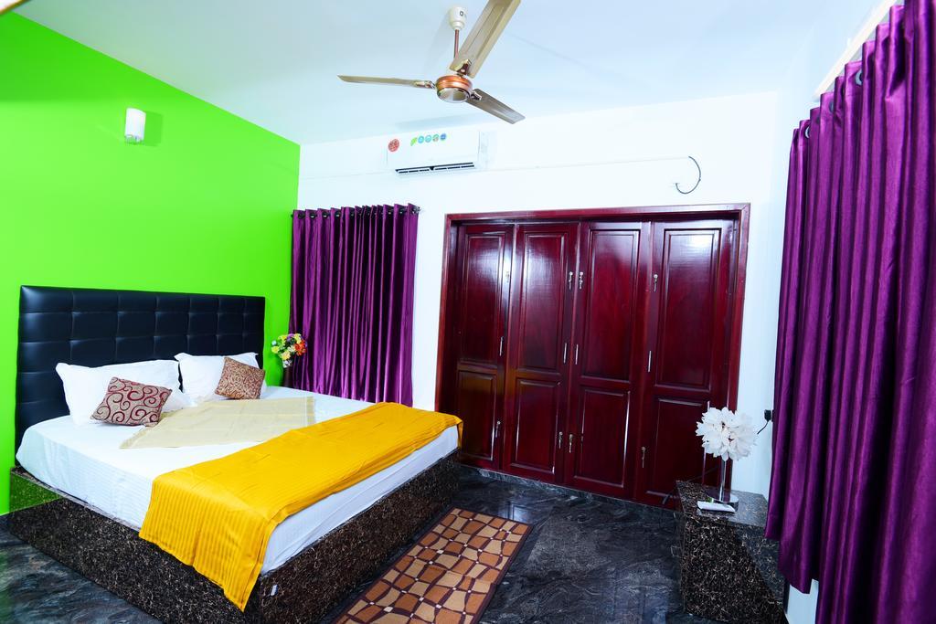 Beersheba Three Bed Room A/C Apartments Thiruvananthapuram Exteriör bild