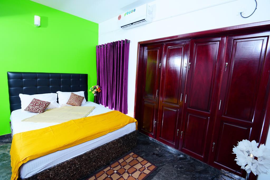 Beersheba Three Bed Room A/C Apartments Thiruvananthapuram Exteriör bild