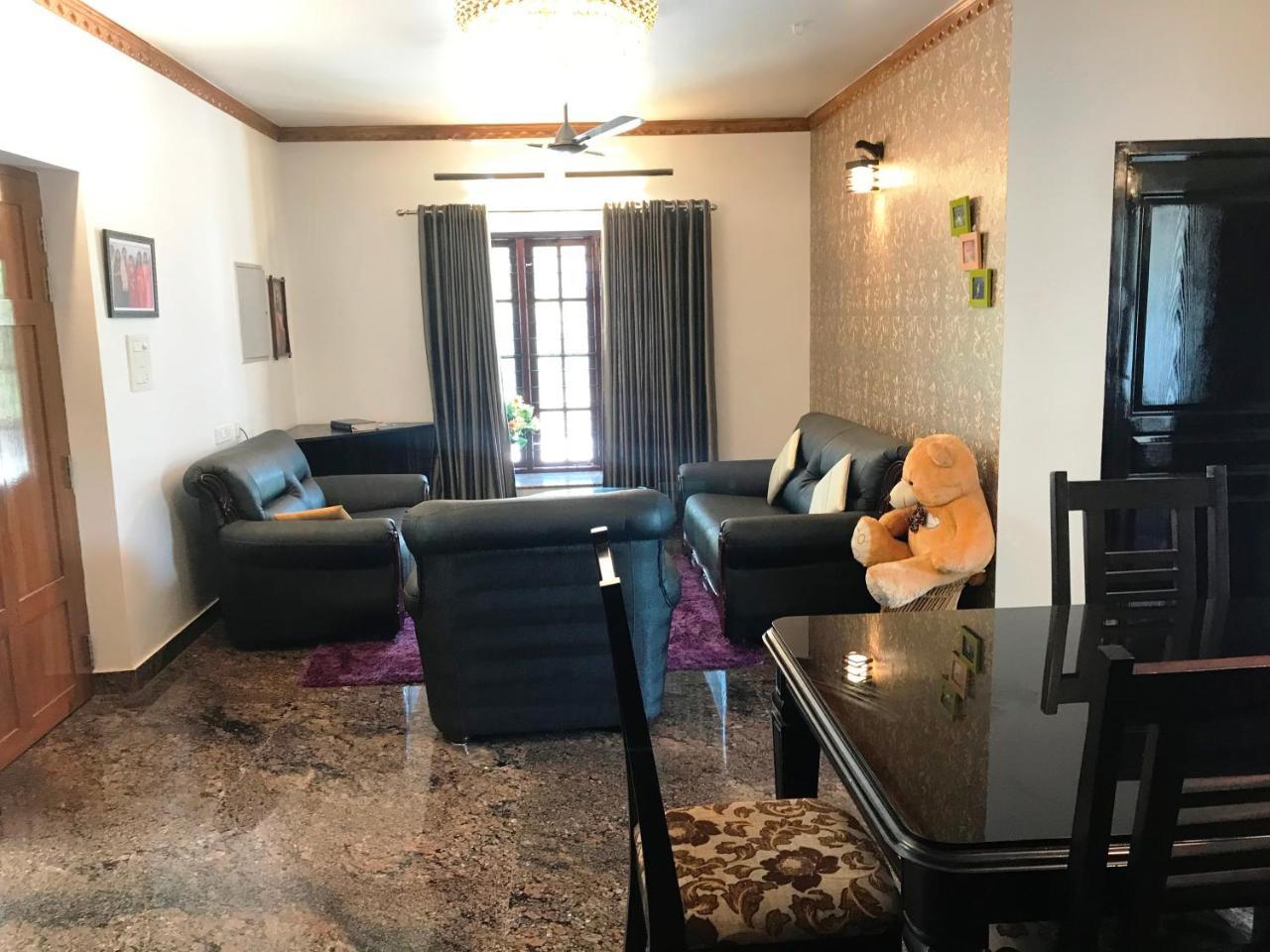 Beersheba Three Bed Room A/C Apartments Thiruvananthapuram Exteriör bild