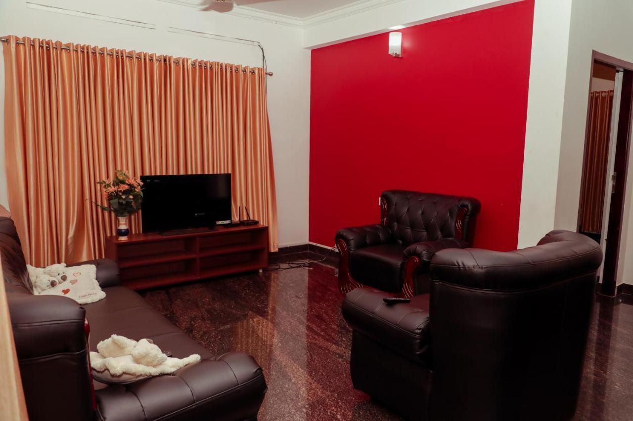 Beersheba Three Bed Room A/C Apartments Thiruvananthapuram Exteriör bild