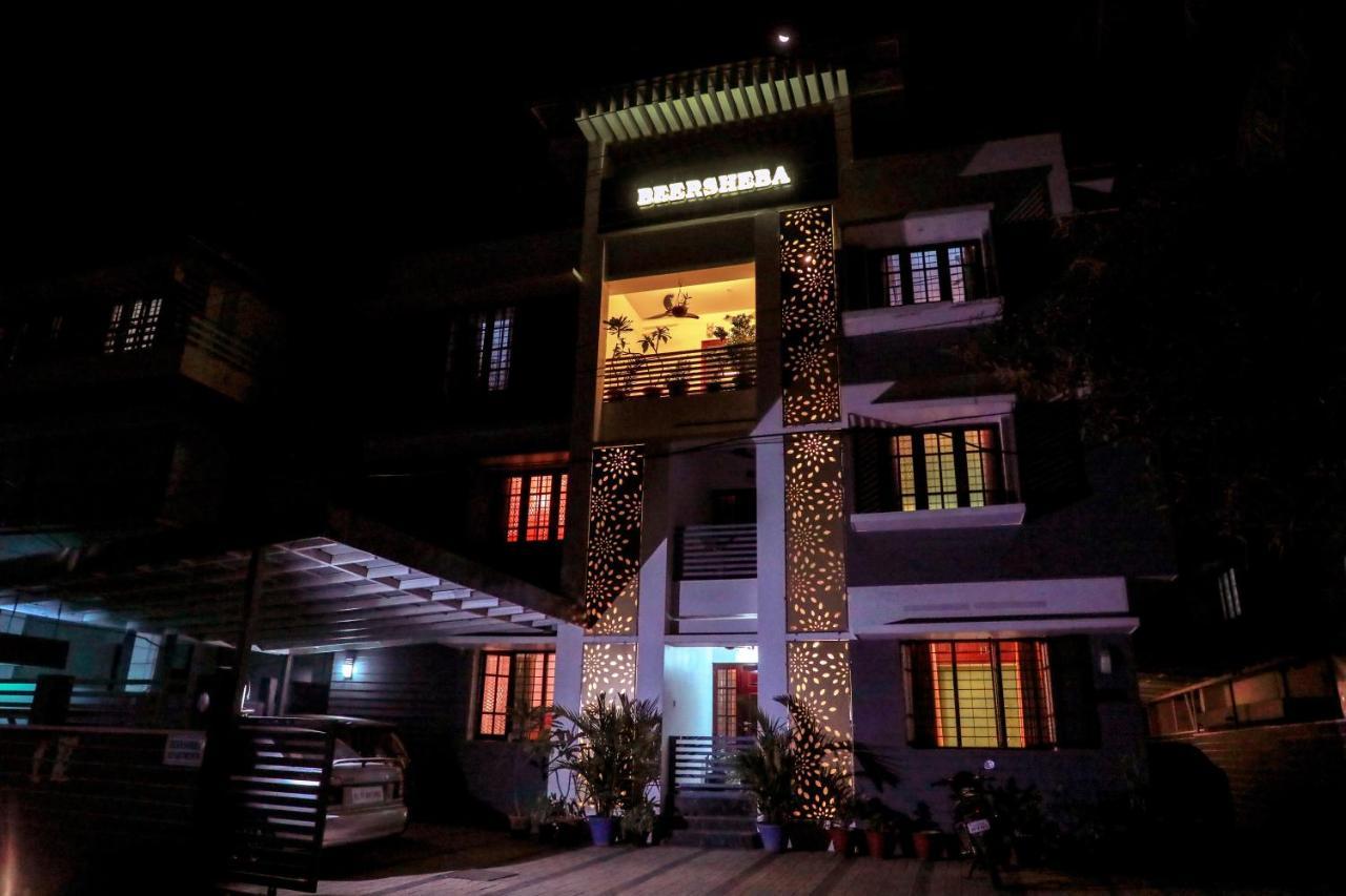 Beersheba Three Bed Room A/C Apartments Thiruvananthapuram Exteriör bild